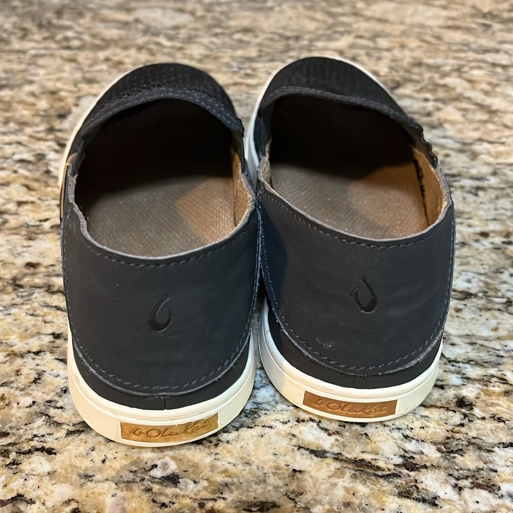 OluKai black slip-ons - Picture 2 of 7